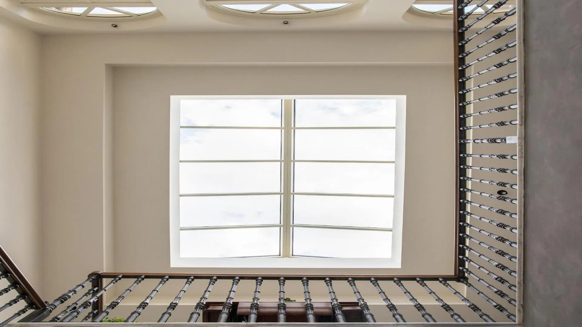 Luxurious Apartment With Pool In جاري إيطاليا